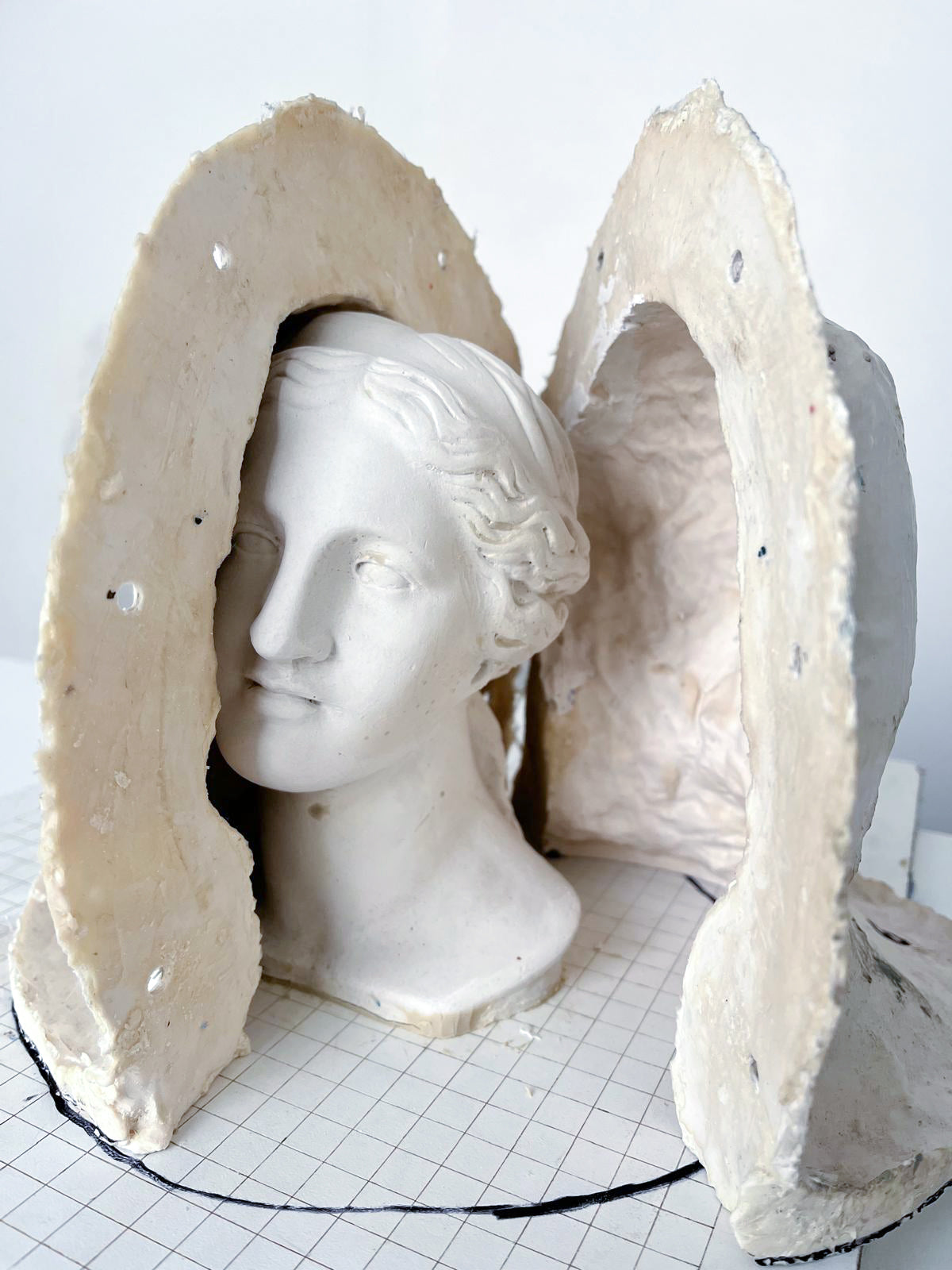TALLER AVANZADO MOLDES DE SILICONA y POSITIVOS EN RESINAS